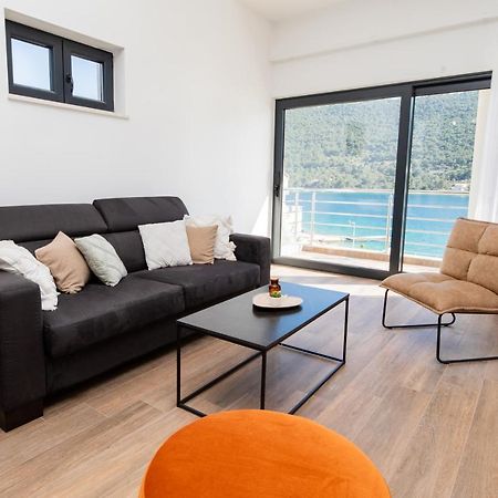 Apartments Suzy Шибеник Экстерьер фото