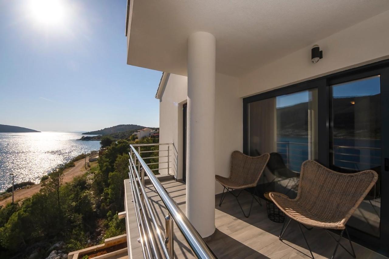 Apartments Suzy Шибеник Экстерьер фото