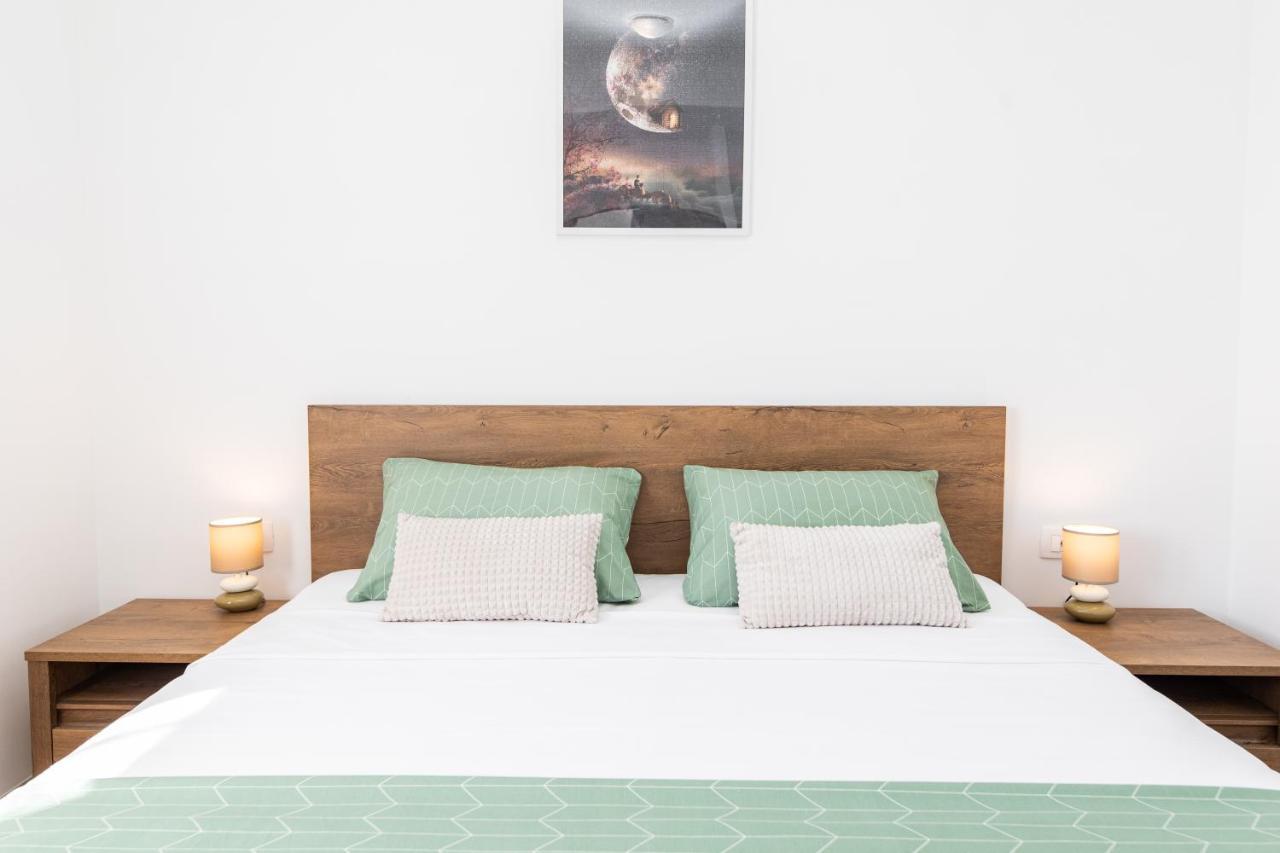 Apartments Suzy Шибеник Экстерьер фото