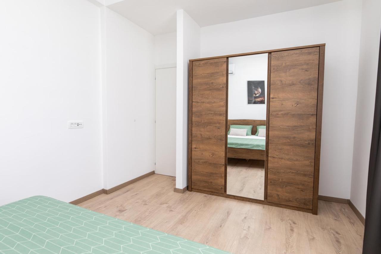 Apartments Suzy Шибеник Экстерьер фото